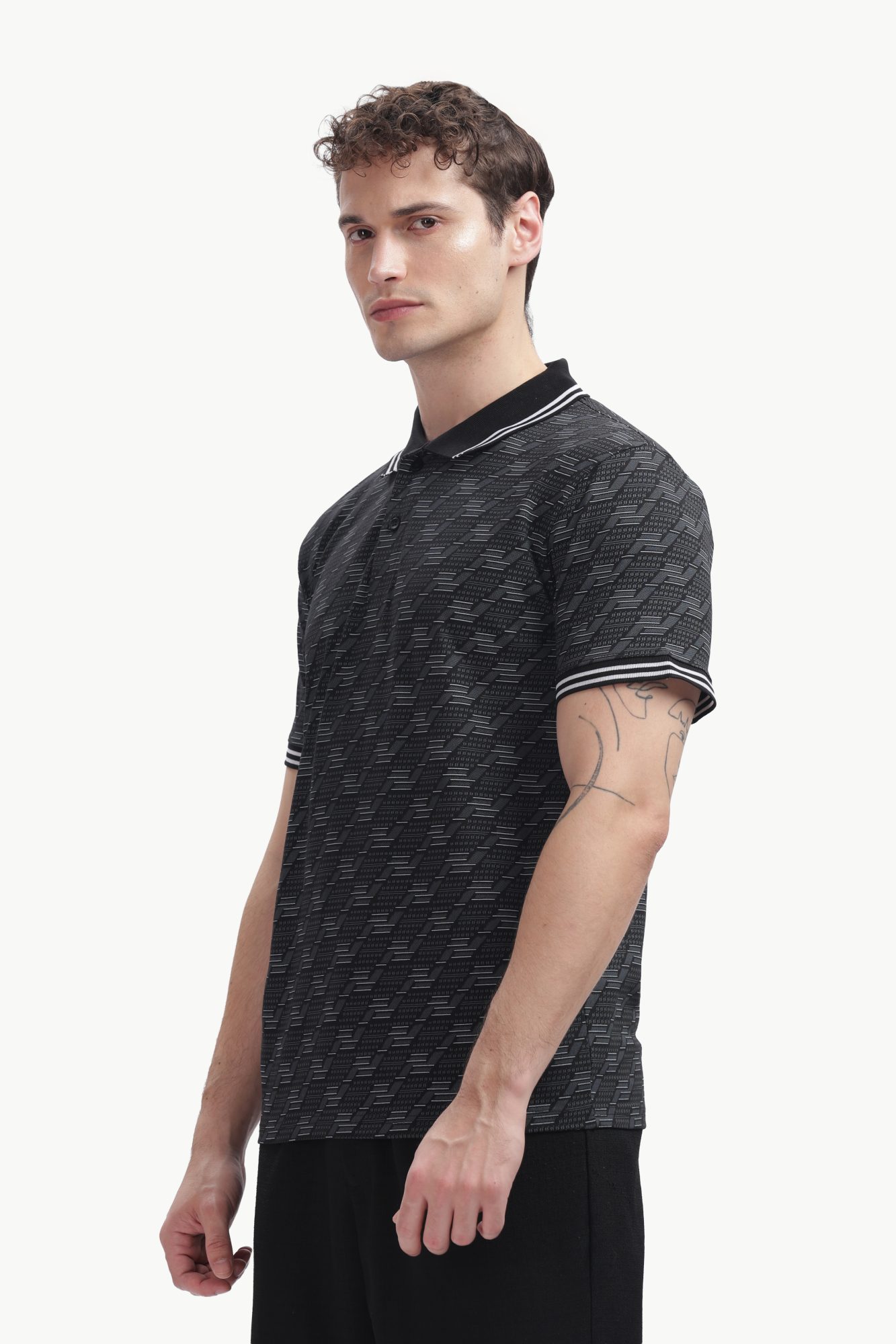 Noir Pattern Polo, side